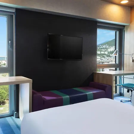 Aloft By Marriott 酒店 伯萨