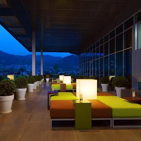 Aloft Hotel 3*