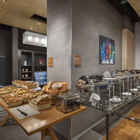 Aloft By Marriott Hotel 3*