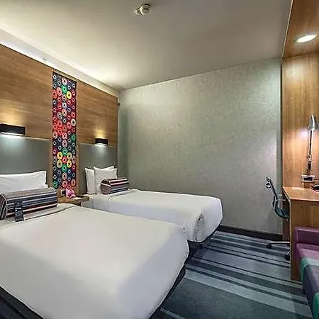 Aloft By Marriott 伯萨