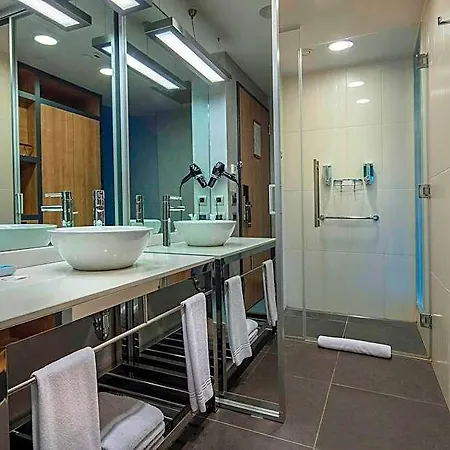 Aloft By Marriott Hotel 3*